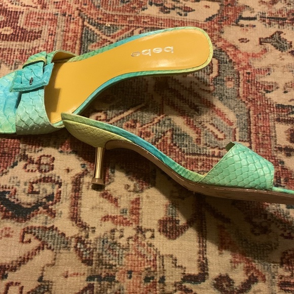 Bebe Turquoise and Lime Kitten Heels - Picture 4 of 4
